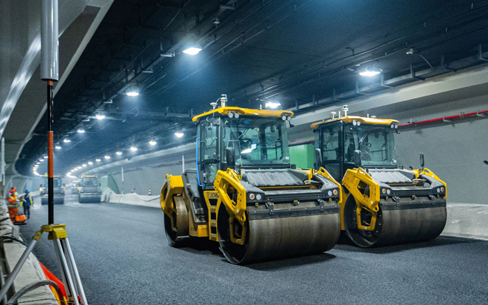 XD135TIV壓路機：智能施工時代的高效利器！