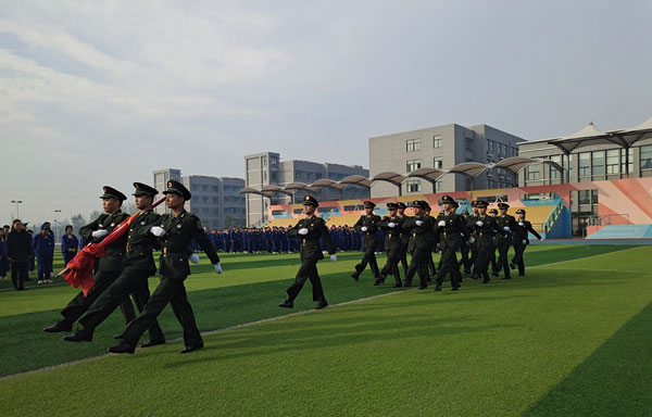 “軍魂”國旗班 升旗展示